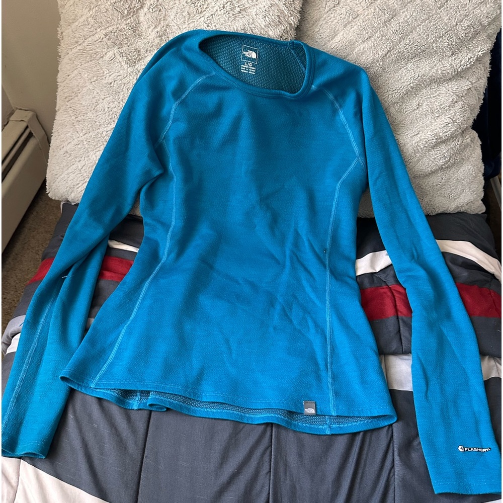 Tight fit long sleeve